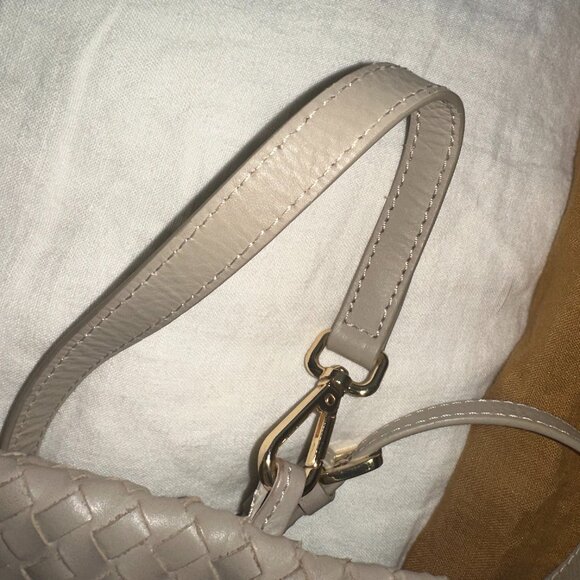 Quince Italian Leather Handwoven Foldover Clutch – Taupe – Convertible Crossbody - Picture 9 of 10